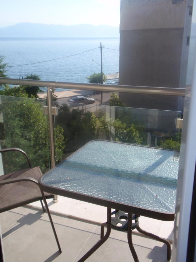 Hotel Banbus Loutra Edipsou  Exterior photo