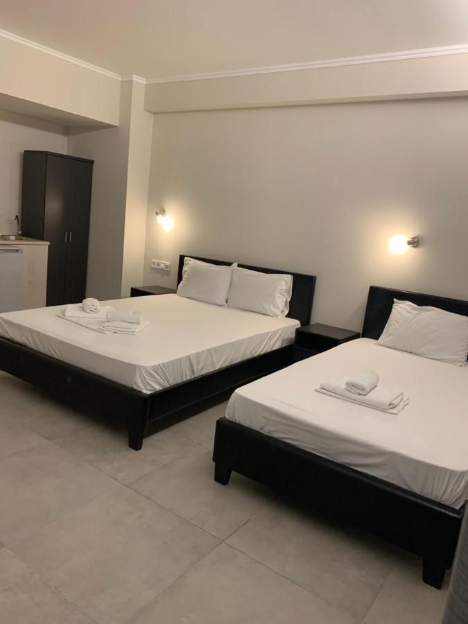 Hotel Banbus Loutra Edipsou  Exterior photo